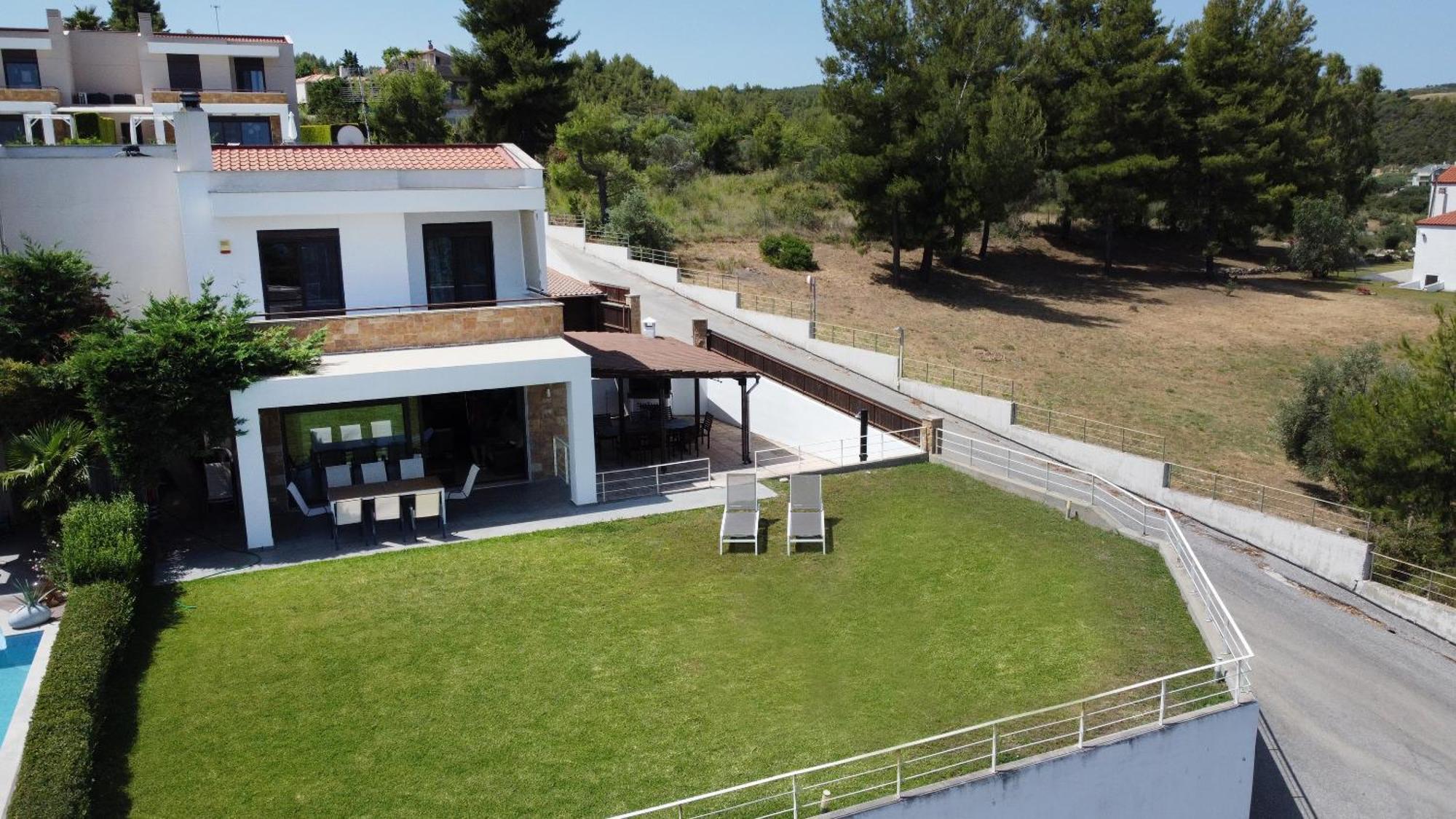 Villa Rossa Hanioti Exteriör bild