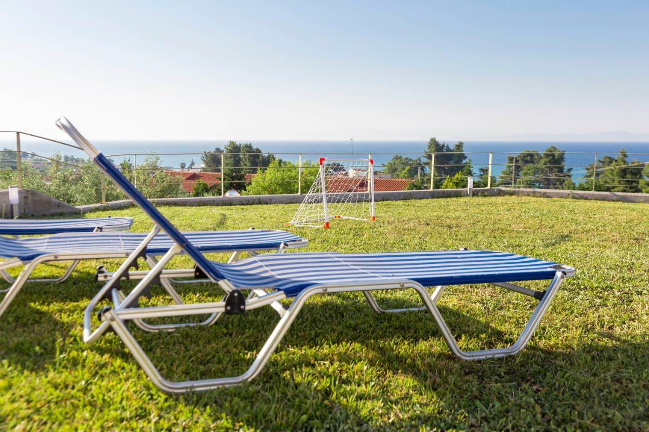 Villa Rossa Hanioti Exteriör bild