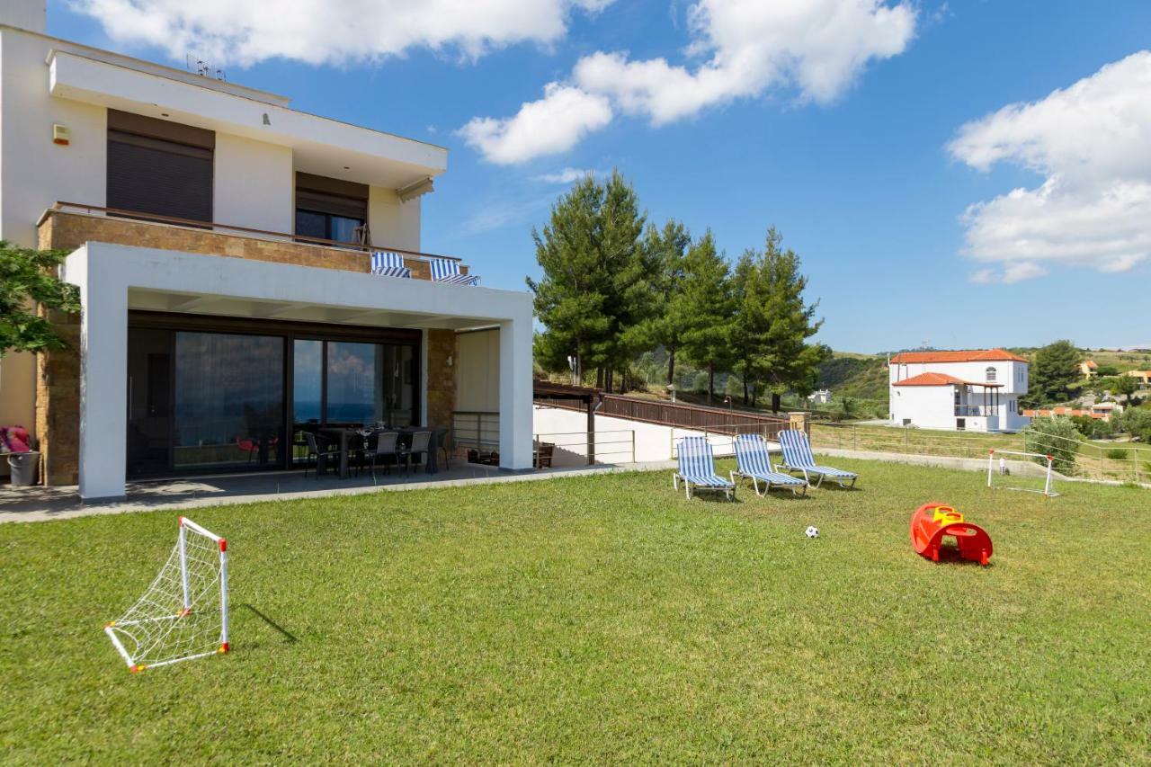 Villa Rossa Hanioti Exteriör bild